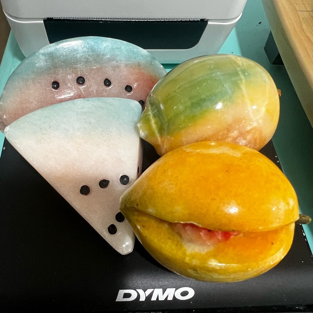 Special Bundle listing of four marble fruit pieces - Picture 3 of 4
